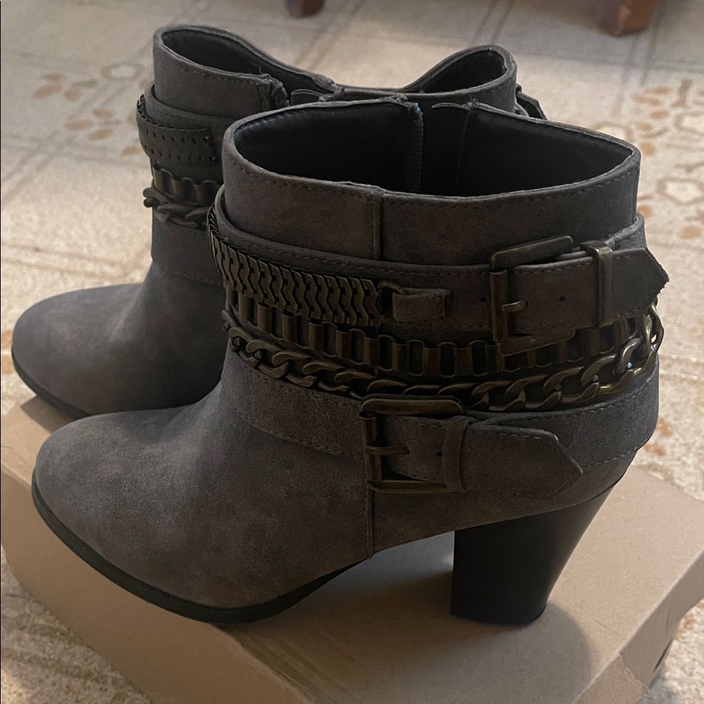 JustFab Charcoal Ankle Boots with Buckle and Chain